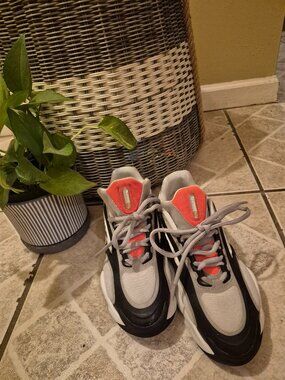 ADIDAS 4D KRAZED MEN'S SIZE 8,5